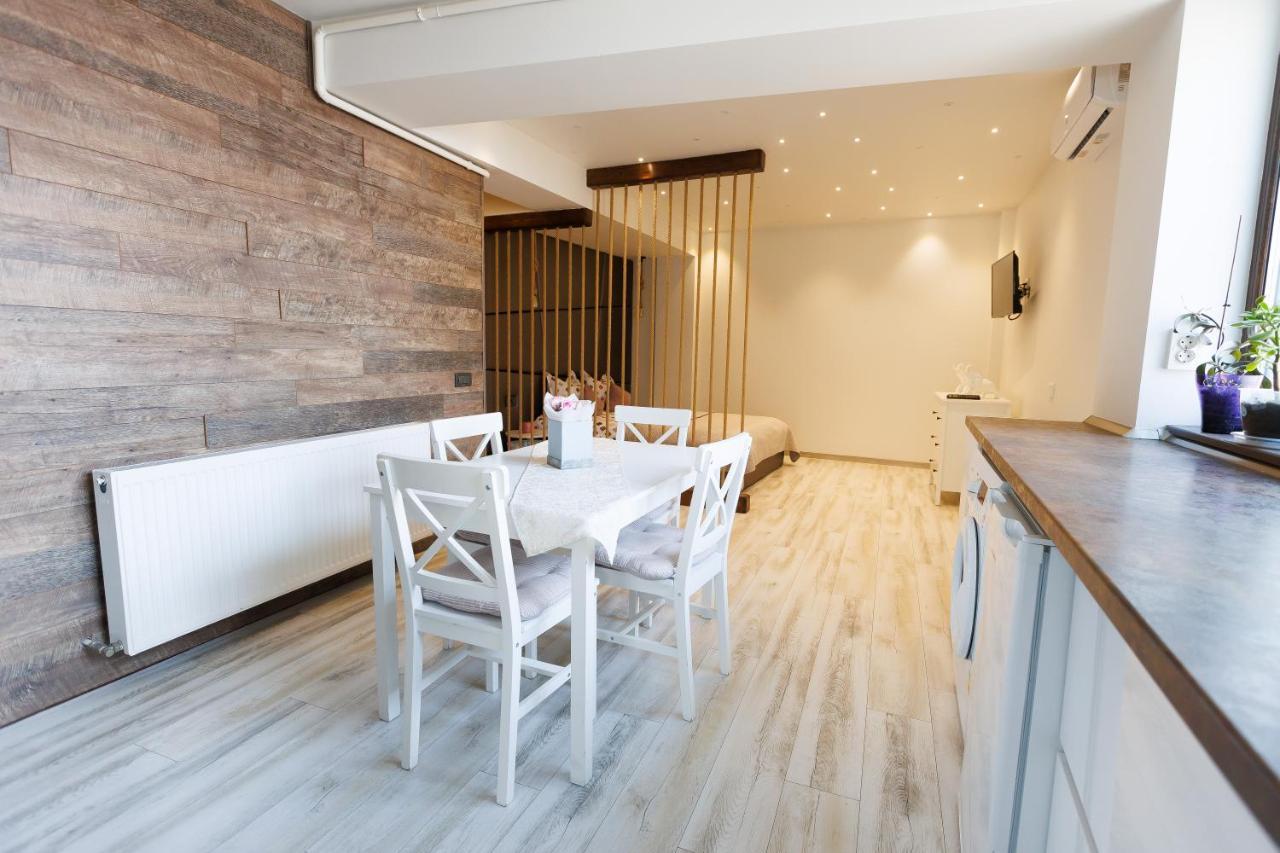 Archi S Lounge Apartman Galac Kültér fotó
